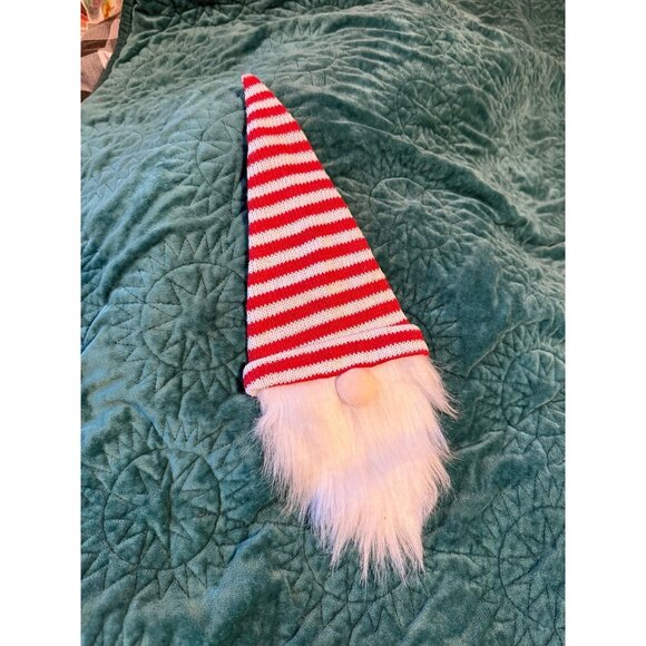 Gnome holiday decor - Picture 2 of 9